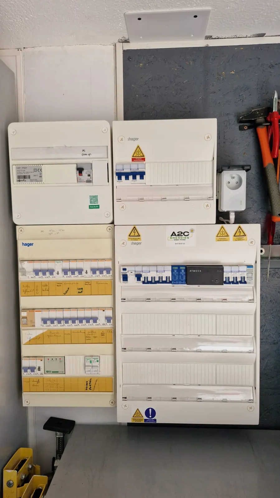 Installation solaire 3 kWc à Chèzeneuve par A2C Énergies.