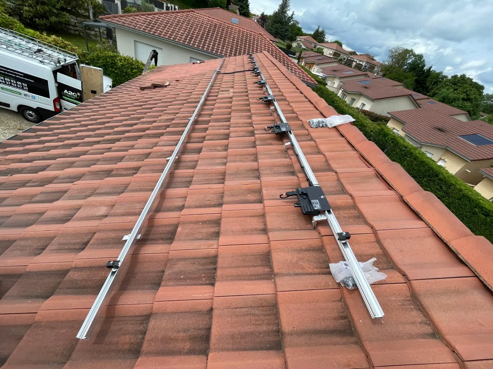 Installation solaire 4,5 kWc à Roche par A2C Énergies.