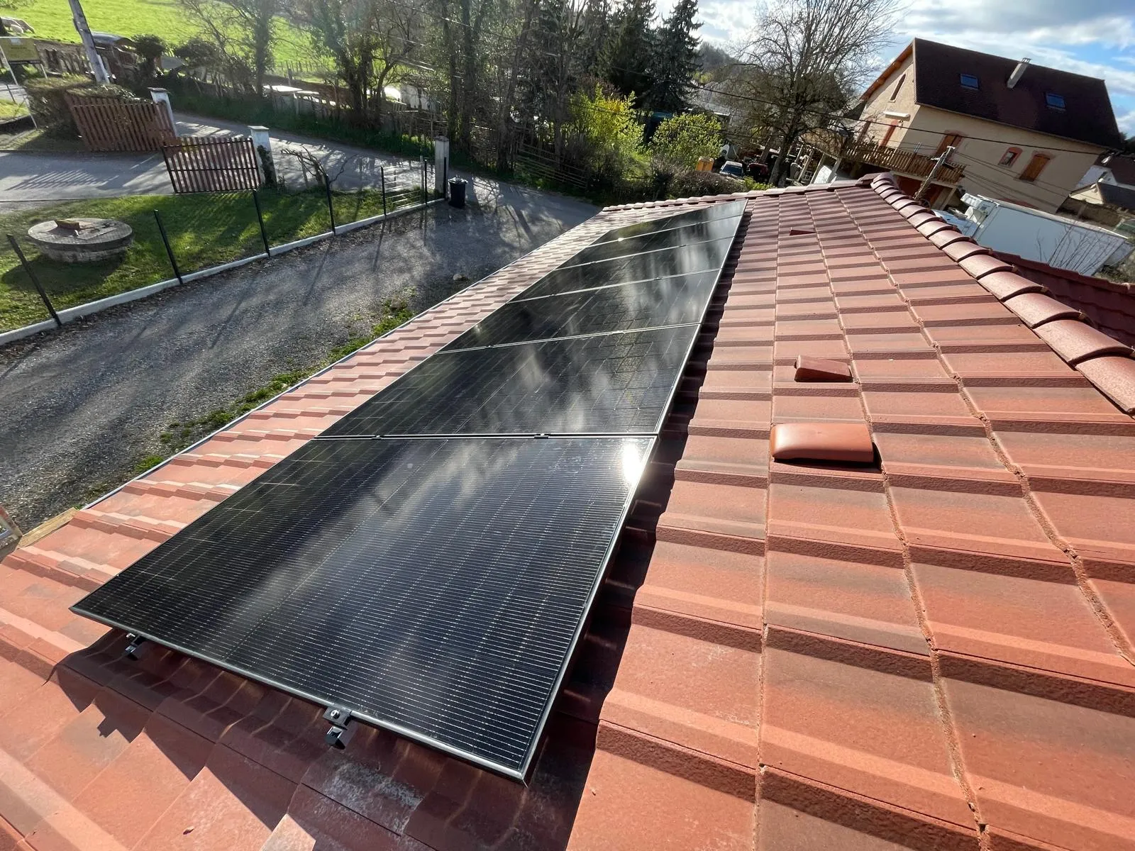 Installation solaire 4 kWc à Saint-André-le-Gaz par A2C Énergies